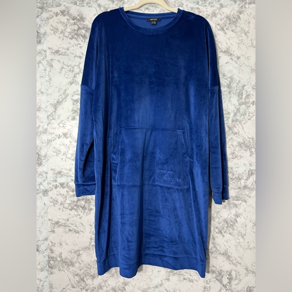 Long Sleeve Blue Dress - Picture 1 of 8
